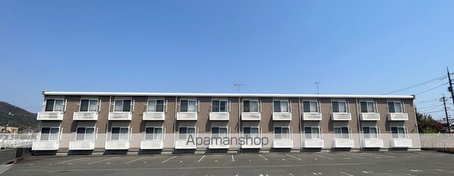 レオパレスフリージア山手の外観写真