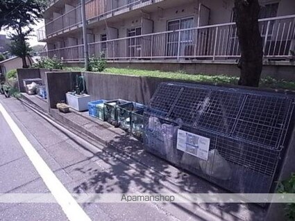 ハイツ椎の木[1R/17m2]の共用部1