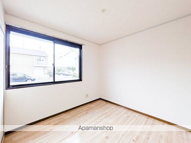 apartment 埼玉県吉川市吉川２丁目15-4
地図を見る