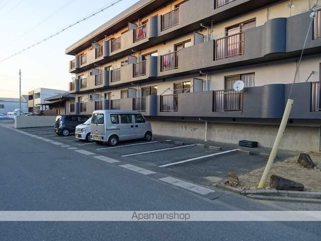 ニューハイツ藤Cの外観写真