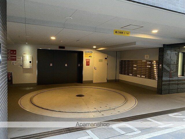 東京都新宿区荒木町[1K/23.69m2]の駐車場