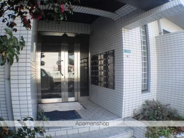 ジョイフル西宮北口の玄関写真