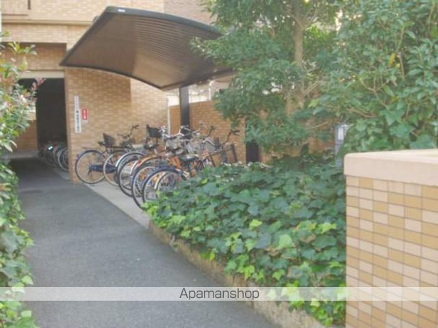 ラヴニール辰巳の外観写真