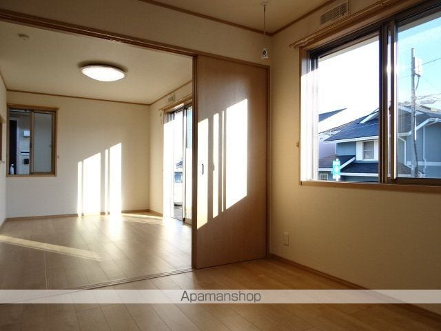 入野町平屋借家Aの内装写真