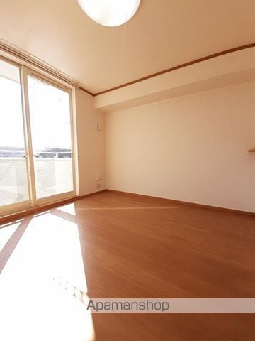 プラシードカーサIの内装写真