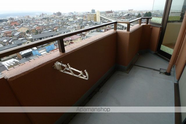 信開ドムス三社の内装写真