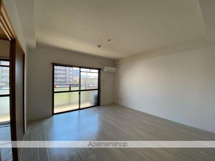 ホープＴＯＭＯ[3LDK/74.9m2]のリビング・居間