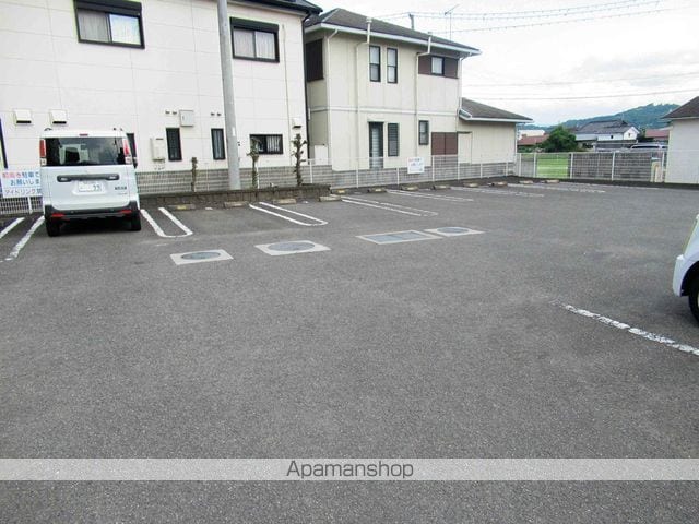 フェルマータⅢ[1LDK/47.05m2]の駐車場