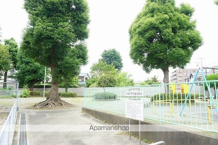 上戸田５丁目貸戸建[2SLDK/75.76m2]の周辺8