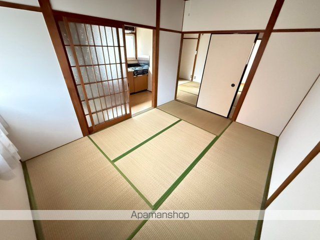 西田ハイツの内装写真