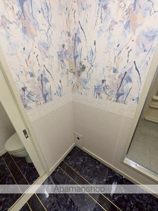 クローバーハイツ森小路２号棟[1LDK/64m2]の内装4