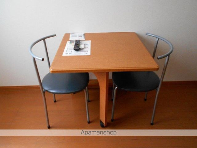 レオパレスタウンコートKの内装写真