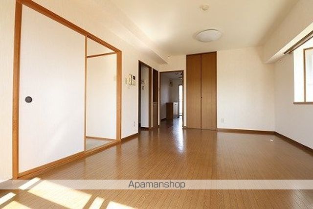 花見橋ハイツの内装写真