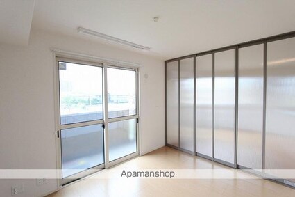 ウィステリア太田[3LDK/67.28m2]の内装1