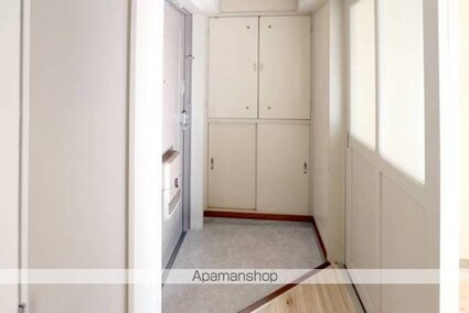 ビレッジハウス小川Ⅱ１号棟[3DK/53.08m2]の玄関