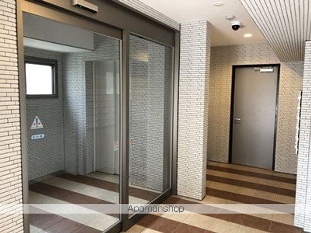 クロノス39京町本丁の玄関写真
