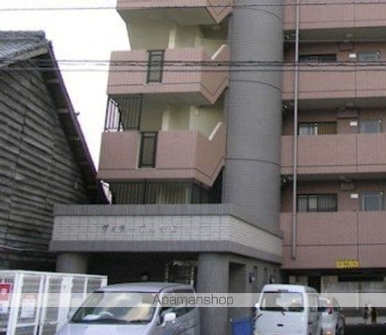 ヴィラージュ今宿の玄関写真