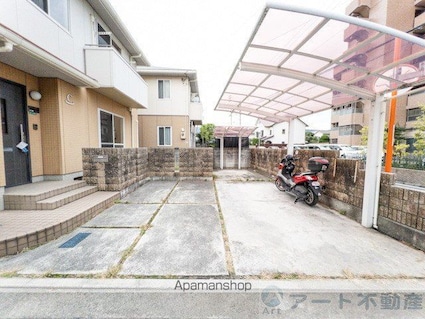 ボナール道後[3LDK/85.29m2]の駐車場1