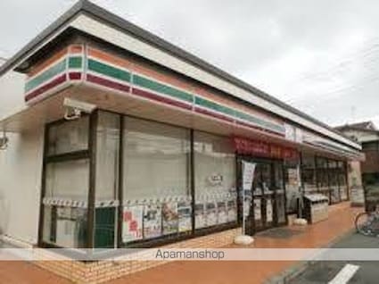 アジールコート練馬中村橋[2LDK/42.52m2]の周辺2