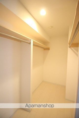 MODENA医大前の内装写真