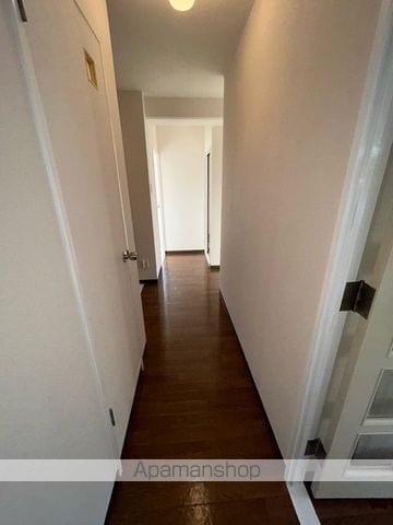 バンクフィールドの内装写真