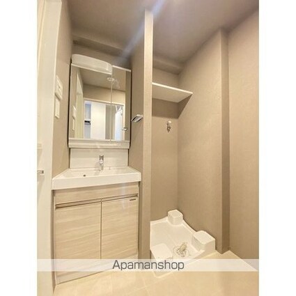 コンフォリア・リヴ千住[1K/25.29m2]の洗面所