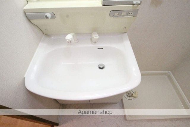 ラフィーネ江坂の内装写真