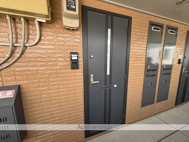 フレシール和田の玄関写真
