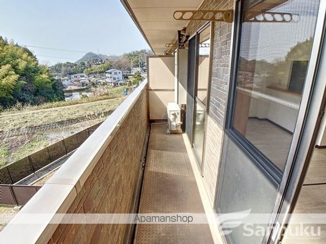 フォブール道後の内装写真