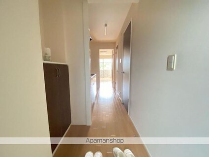 クレア・ド・ルーン　[1K/31.57m2]の玄関