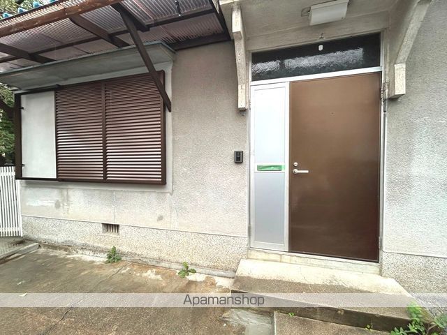 京阪電気鉄道京阪線 寝屋川市駅 徒歩22分 1階建 築52年の玄関写真