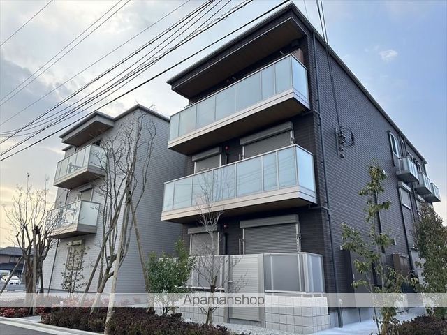 シャーメゾン ラフテルの外観写真