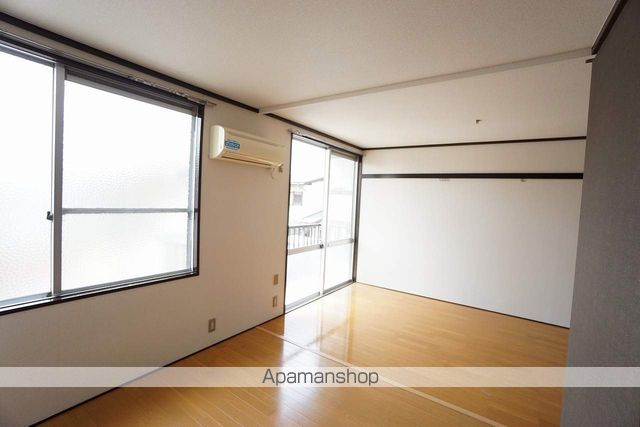 上東コーポ 東の内装写真