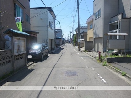 プレシャスオーク[1LDK/46.84m2]の周辺2