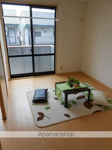 ヴィレッジ高島 A棟の内装写真