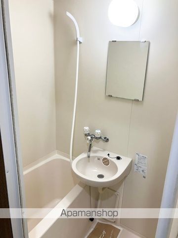 ニューエクセル三宅 Fの内装写真