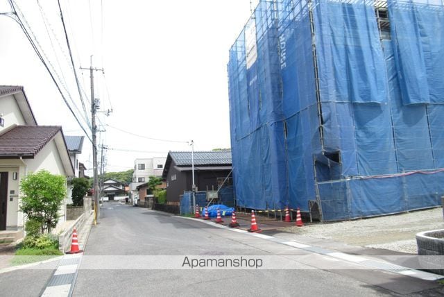 ADVANCEの周辺写真