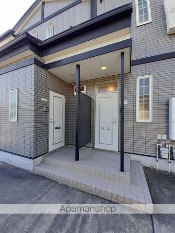 オーブリー 森の玄関写真