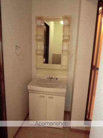 メンバーズタウン桜町Eの内装写真