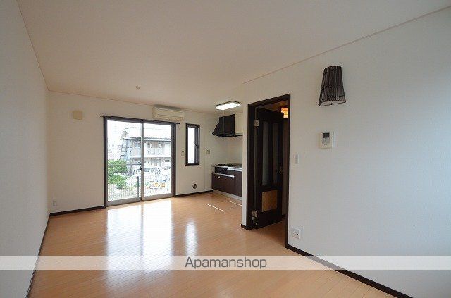 VILLA MONZENの内装写真