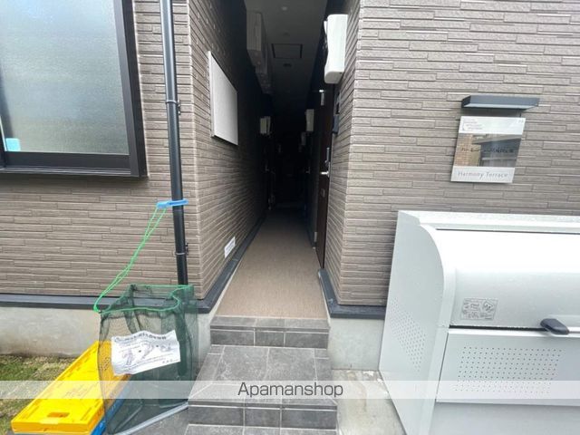 ハーモニーテラス成田東IIIの玄関写真