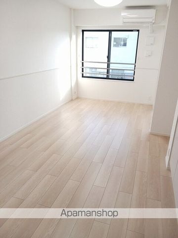 リトルガーデンの内装写真