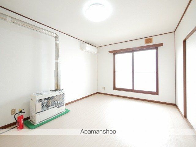 フラワーハイツの内装写真