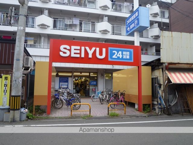 ライブリー上杉の玄関写真