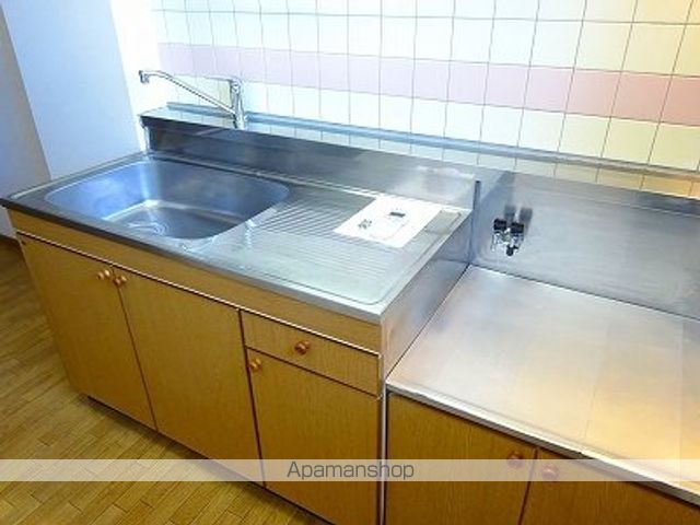 サン パレス クィーンの内装写真