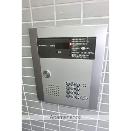 東京都新宿区弁天町[1K/19.65m2]のエントランス3
