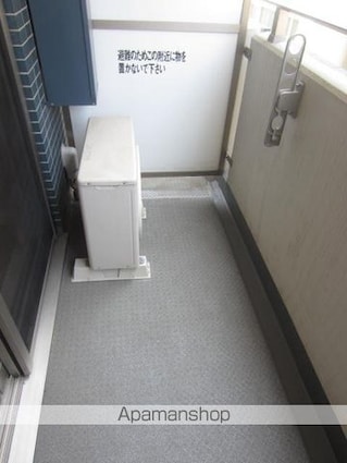 東京都文京区本郷３丁目[1K/21.6m2]のバルコニー