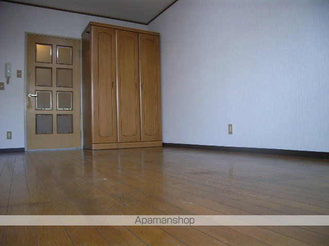 メゾンなかの内装写真