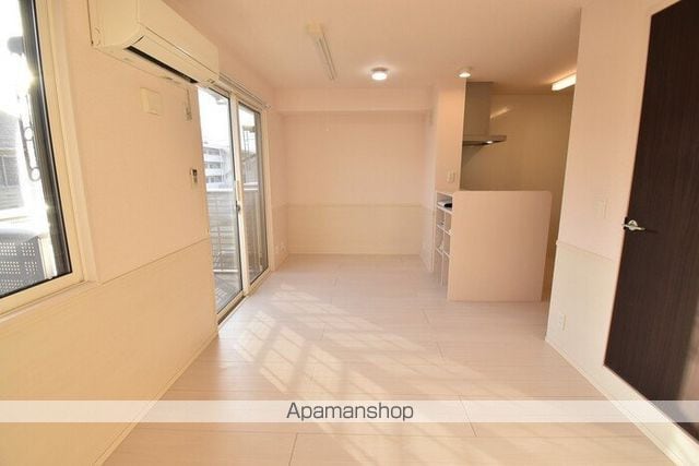 シャインポート屋島IV A棟の内装写真