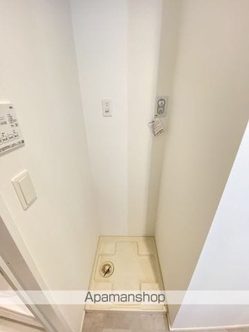BRANDZ PLUSの内装写真